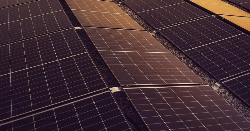 Installer des panneaux solaires sur sa maison : le guide qui change tout