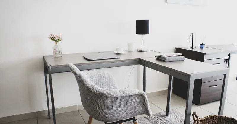 Quel mobilier choisir pour aménager un bureau dans un petit espace ?